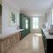 Hastings House 9-Bedroom Holiday House