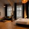 Maroon & Moss Residence