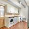 3 Bed in St. Austell oc-83541