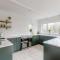 3 Bed in Malvern oc-90775