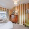 3 Bed in Malvern oc-90775