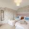3 Bed in Malvern oc-90775