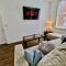 Incredible Private Rooms All with Private Bathrooms in a Fully Serviced House next to City Centre with Free Parking
