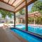 Casa Andorinha 3 Quartos com ar condicionado, piscina privativa, área gourmet, próximo ao Centro Histórico e roupa de cama e banho de qualidade