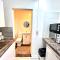 Ensuite Apartment with small Kitchenette, Private Bathroom and Parking