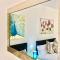 Ensuite Apartment with small Kitchenette, Private Bathroom and Parking