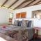 Whispering Palms - Absolute Beachfront Villas