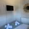 The Lake House, The Bay Filey, sleeps 4 in 2 double rooms with ensuites, 1 dog welcome