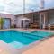 Flat Charme do Cerrado - Até 4 pessoas/Cozinha/Ar Cond./Piscina