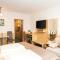 QU Hotel, Trademark Collection by Wyndham QU Hotel, Trademark Collection by Wyndham