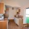 Russet Cottage - E4678
