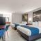 Days Inn & Suites by Wyndham Flagstaff I-40