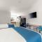 Days Inn & Suites by Wyndham Flagstaff I-40