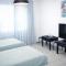 Hotel Road Rooms