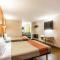 Motel 6-San Antonio, TX - South WW White Rd