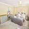 18 Marriotts Way