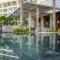 Conrad Punta de Mita