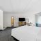Spark by Hilton Cedar Falls