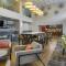 Hampton Inn & Suites Edmonton/West