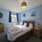 Sea Esta, The Bay, 2 bedrooms, patio garden, parking nearby, 2 dogs welcome