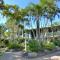 The Beach Motel Hervey Bay
