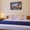 The Claud INN
