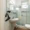 AstraLek - Pet & Trekking - Free parking - vicino Ospedale Manzoni