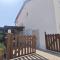 Manors Seaside 2BR House 100m from the Beach & Free Parking