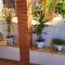 La Casita Denia, charming 2BR Townhouse with shared Pool, 1km to Beach