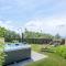 VILLA Castel del Monte - Panoramic Tuscan Villa with Jacuzzi