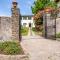 VILLA Castel del Monte - Panoramic Tuscan Villa with Jacuzzi