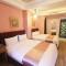 Moroccan Holiday Suite