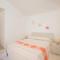 Le Maree Apartments