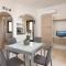 Le Maree Apartments