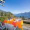 Penthouse-LakeView-AC-Private Garden