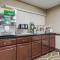 Quality Suites Graham - Burlington South