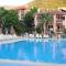 Club Pink Palace Hotel