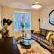 Stylish Luxury Serviced Apartment next to City Centre with Free Parking - Contractors & Relocators