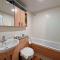 Stylish Luxury Serviced Apartment next to City Centre with Free Parking - Contractors & Relocators