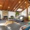 Mountain View Chalet