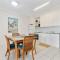 Baden 74 Rainbow Shores