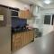 Apartamento 500m Praia da Enseada Guarujá varanda e vaga de garagem