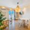 Relaxing 2 bedroom apartment with Bay View and Parking