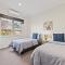 Charming House; Walk to Beach & Shops