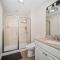 Hampton Beach OCEAN FRONT Condo at the Surf