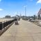 Hampton Beach OCEAN FRONT Condo at the Surf
