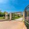 Villa Pallina With Pool - Happy Rentals