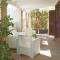 Toto Residence