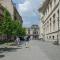 Old City 3BR 100sqm - Bright & Spacious - Renovated 2026