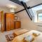 3 Bed in Bridport oc-dc049